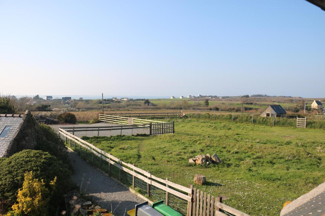 Les Gites Aux Volets Roses Landunvez Esterno foto