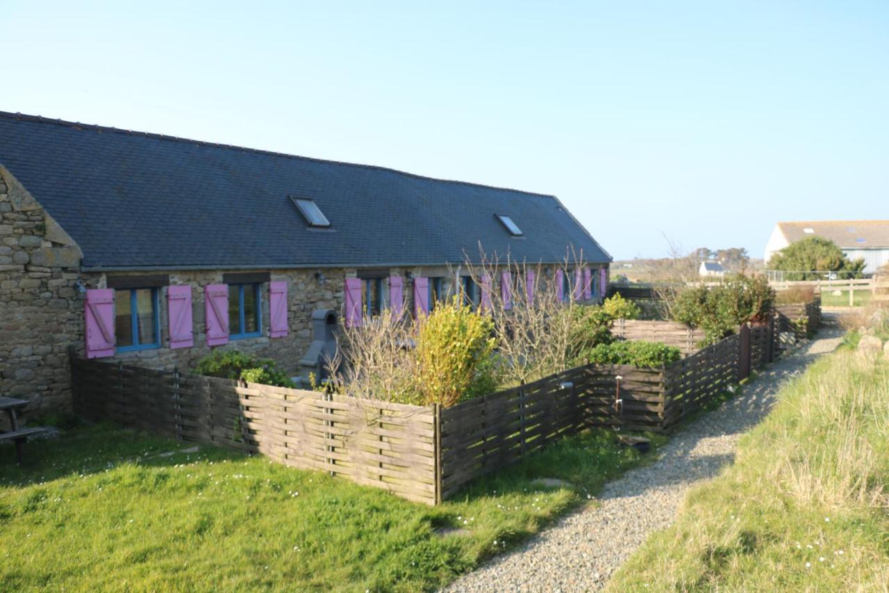 Les Gites Aux Volets Roses Landunvez Esterno foto