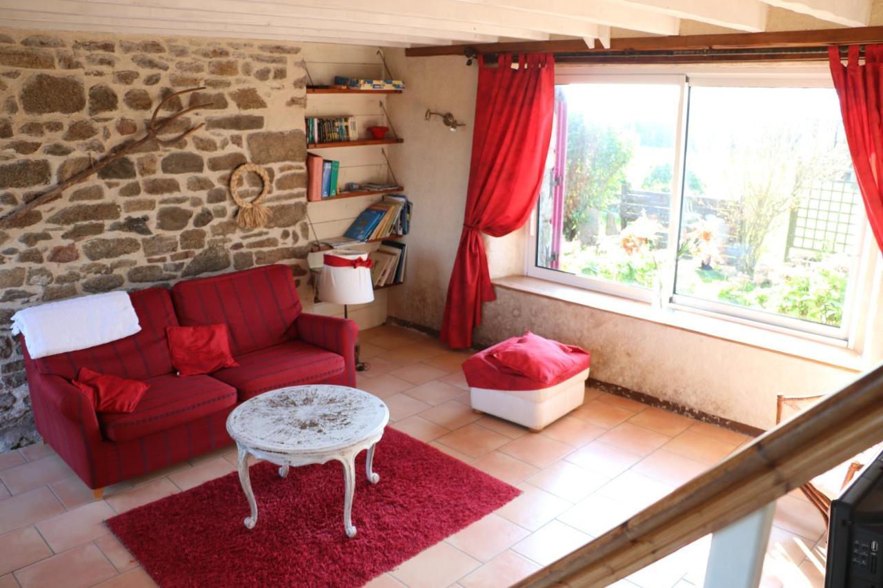 Les Gites Aux Volets Roses Landunvez Esterno foto