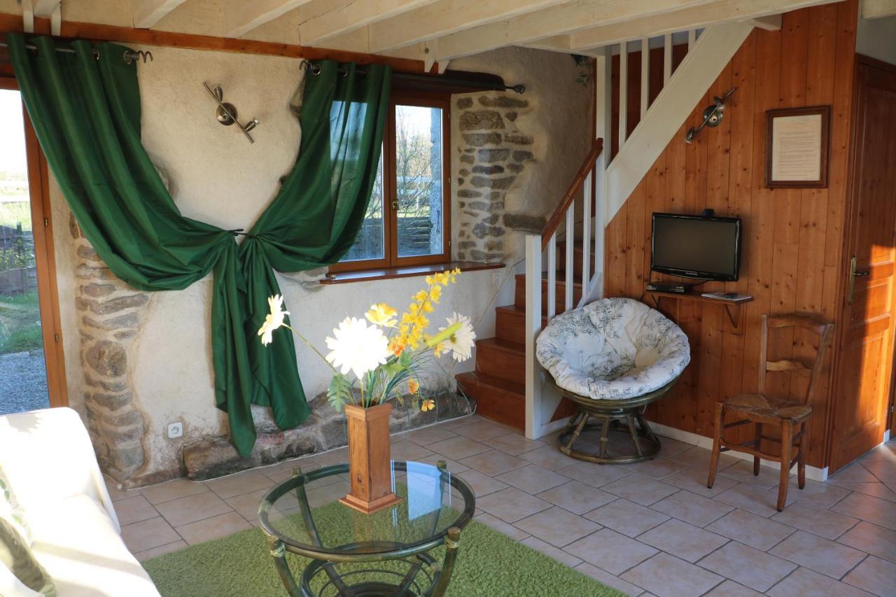 Les Gites Aux Volets Roses Landunvez Esterno foto